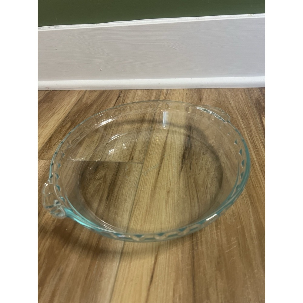 Pyrex Easy Grab‎ 9.5" Pie Pan Scalloped Glass Blue Clear Baking